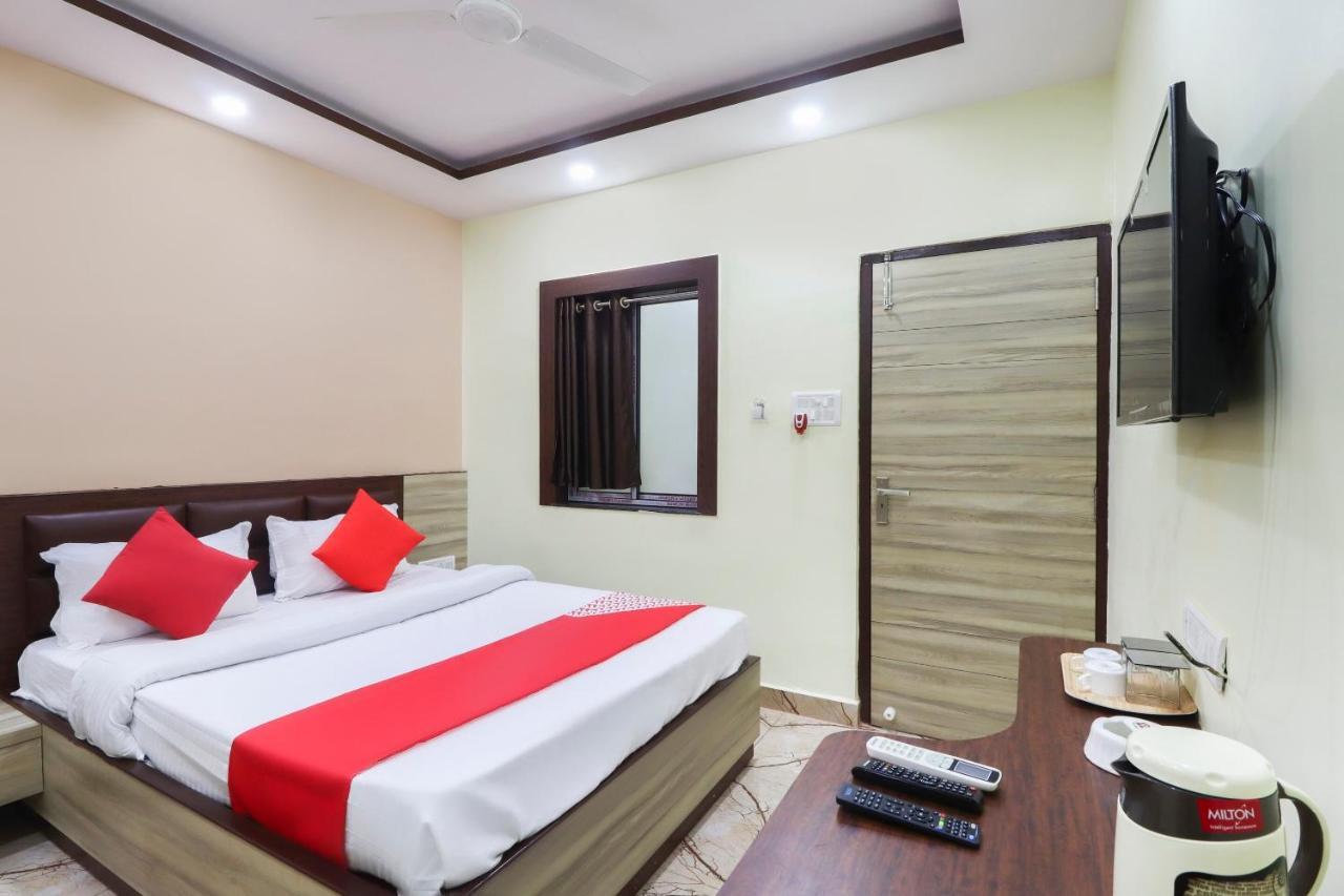 Capital O Hotel 7Th Heaven Jamshedpur Ngoại thất bức ảnh